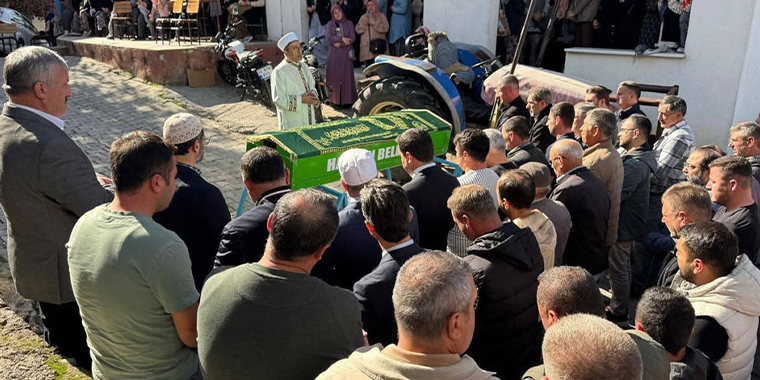 İlker Topaloğlu Hocamızı Son Yolculuğuna Uğurladık