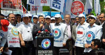 Öğretmenlere Diyanet-Sen’den Destek