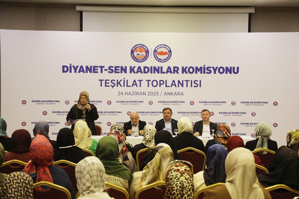 kadinkomtoplanti--7-.jpg