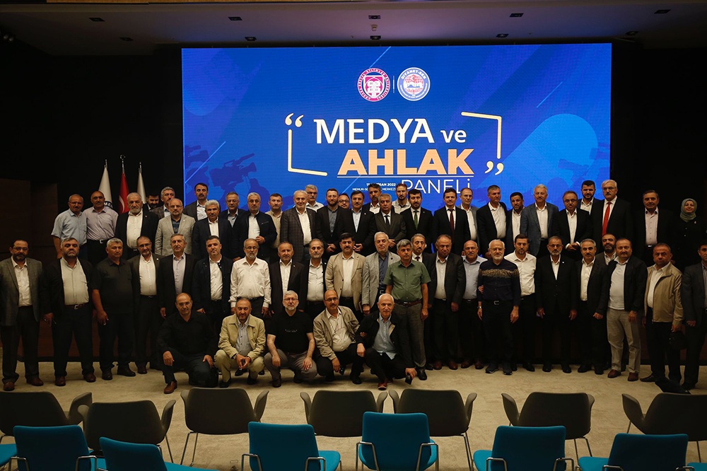 medyaahlakpaneli--26-.jpg
